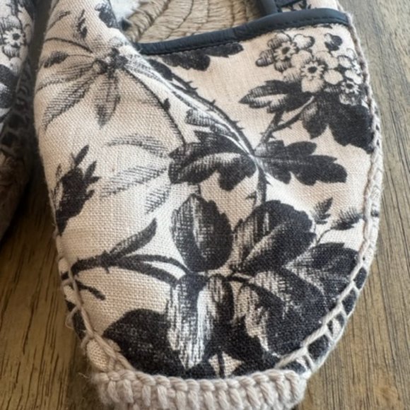 GUCCI Espadrilles - Picture 2 of 7